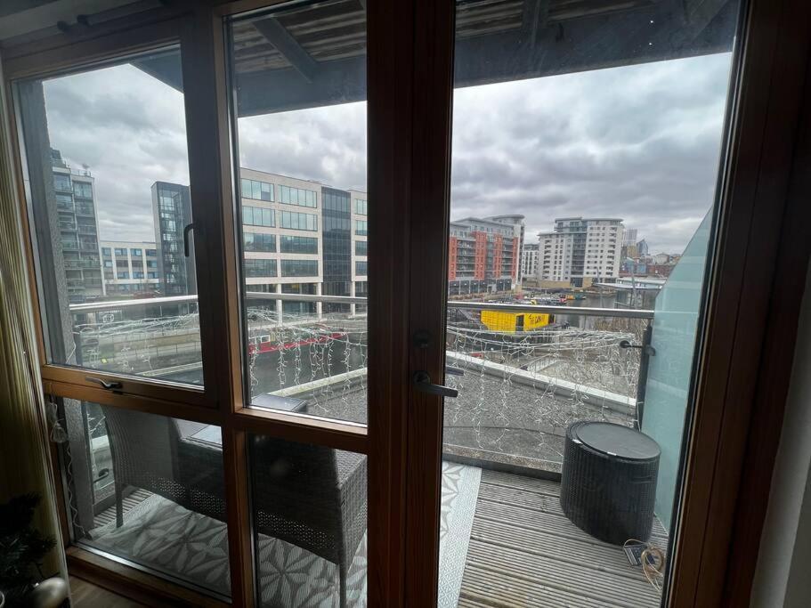 Leeds Clarence Dock 2 Bedroom Apt Extérieur photo