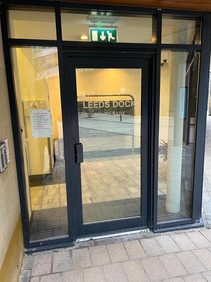 Leeds Clarence Dock 2 Bedroom Apt Extérieur photo